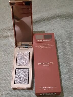 Patrick Ta Always On Your Mind Eye Shadow Duo - Shimmery Taupe & Pewter